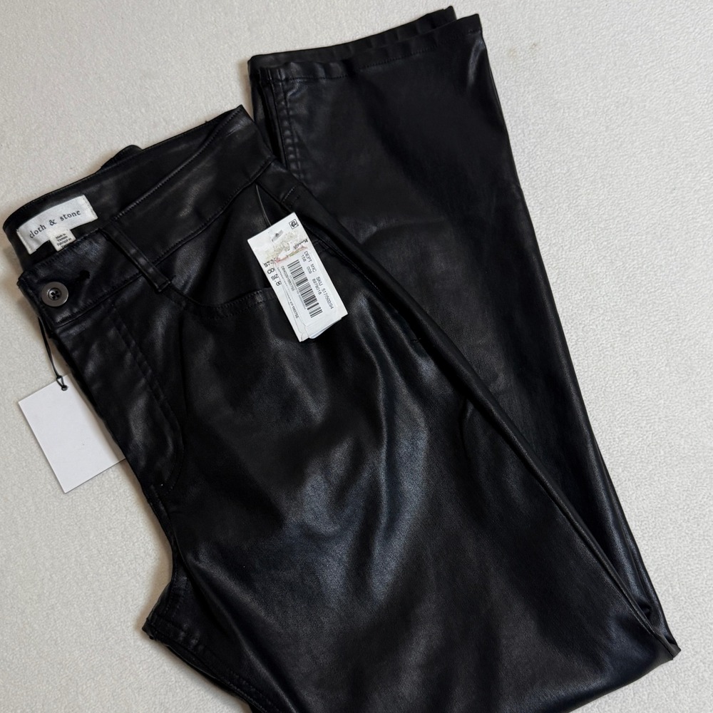 Cloth & Stone Black‎ Faux Leather Pants Women's Size 25 Straight Leg Trousers